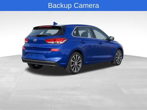 Used 2020 Hyundai Elantra GT FWD image 8
