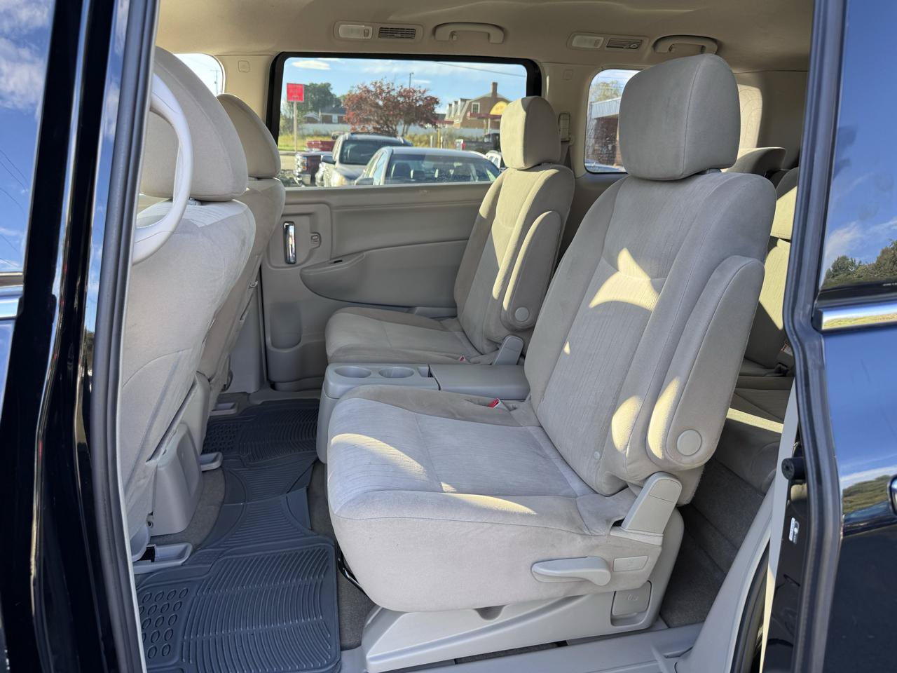 Used 2017 Nissan Quest SV FWD image 11