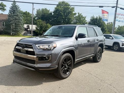 Used 2021 Toyota 4Runner Nightshade AWD/4WD image 7