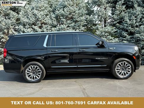 Used 2023 GMC Yukon XL Denali Ultimate AWD/4WD image 11