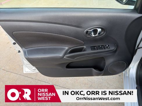 Used 2017 Nissan Versa SV image 13