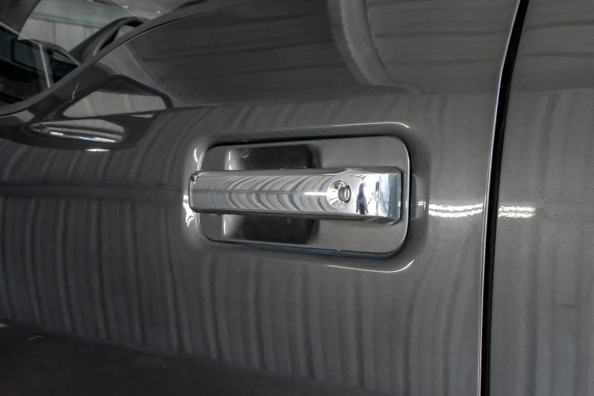 Used 2020 Ford F350 Lariat w/ Chrome Package AWD/4WD image 40