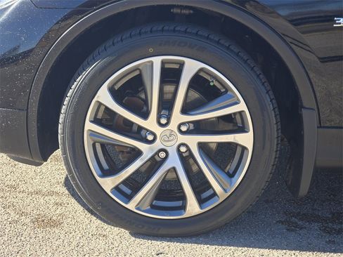 Used 2016 INFINITI QX50 2WD w/ Deluxe Touring Package image 13