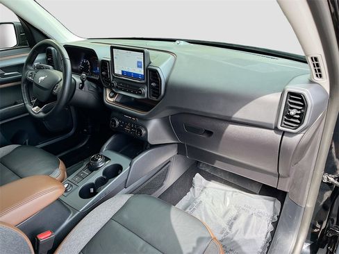 Used 2023 Ford Bronco Sport Outer Banks w/ Tech Package image 29