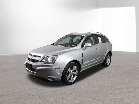 Used 2014 Chevrolet Captiva Sport LTZ image 2
