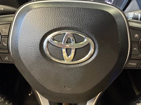 Used 2023 Toyota Corolla Cross LE FWD image 23