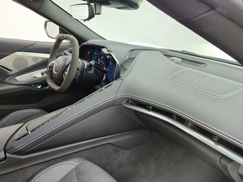 Used 2024 Chevrolet Corvette Stingray Preferred Conv w/ Z51 Performance Package RWD image 26