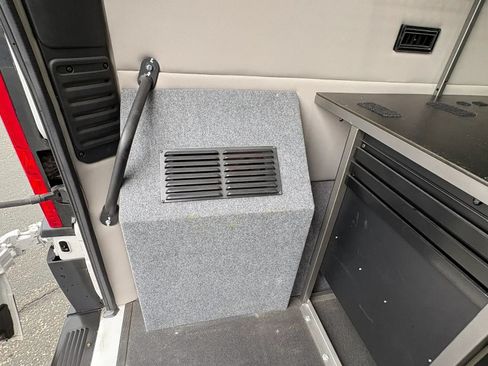 Used 2021 RAM ProMaster 1500 FWD image 23