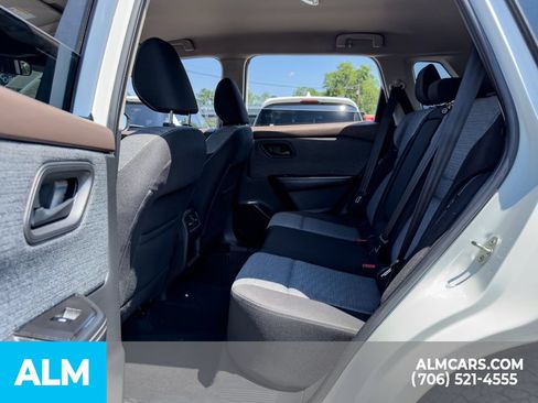 Used 2021 Nissan Rogue S FWD image 15