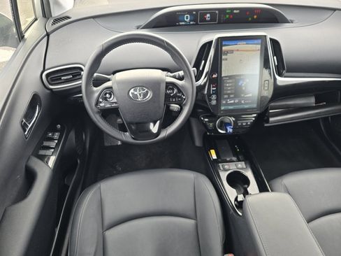 Used 2021 Toyota Prius Prime XLE image 27