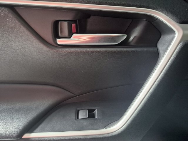 Certified 2024 Toyota RAV4 XLE AWD/4WD image 32
