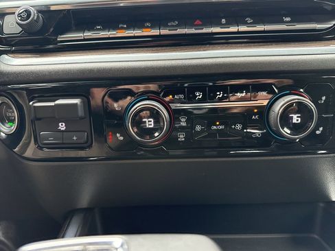 Used 2022 Chevrolet Silverado 1500 LT Trail Boss w/ LT Trail Boss Premium Package image 14