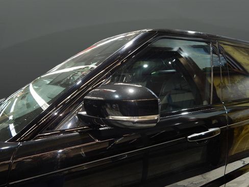 Used 2022 Land Rover Range Rover Sport HSE Silver Edition image 12