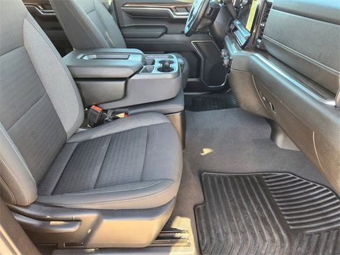 Used 2023 Chevrolet Silverado 1500 LT image 14