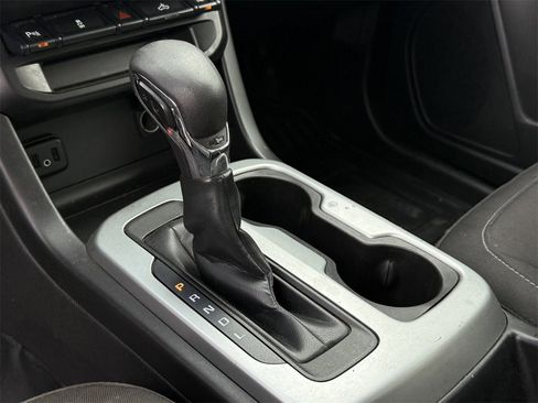 Certified 2022 Chevrolet Colorado LT w/ Fleet Safety Package image 19