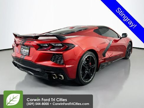 Used 2021 Chevrolet Corvette Stingray Preferred Cpe w/ Z51 Performance Package RWD image 17
