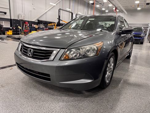 Used 2010 Honda Accord LX-P image 28
