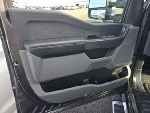 Used 2023 Ford F350 XLT image 10