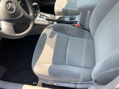 Used 2010 Toyota Corolla LE FWD image 8