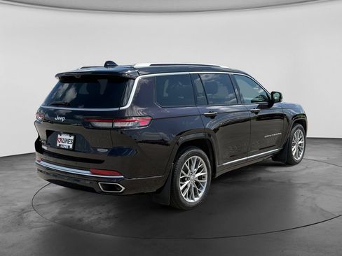 Used 2022 Jeep Grand Cherokee L Summit w/ Advanced Protech Group IV AWD/4WD image 9