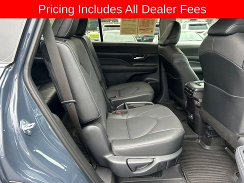 Used 2026 Toyota Grand Highlander AWD Hybrid image 25
