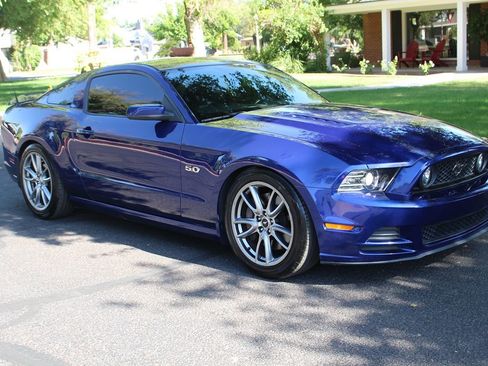 Used 2014 Ford Mustang GT w/ GT Track Package RWD image 29