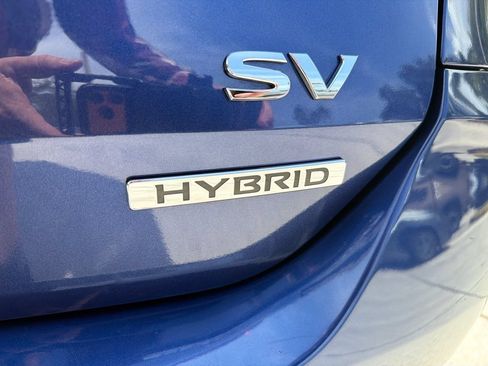 Used 2018 Nissan Rogue SV FWD image 10