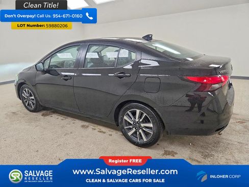 Used 2025 Nissan Versa SV FWD image 3