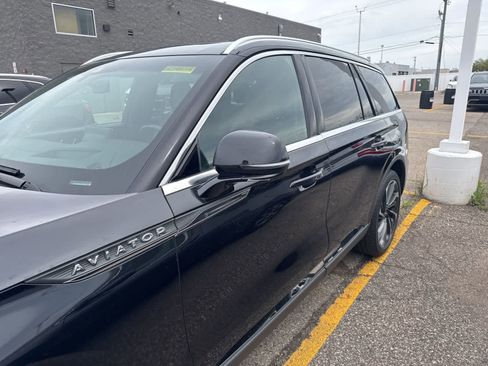 Used 2020 Lincoln Aviator Reserve w/ Equipment Group 202A AWD/4WD image 27