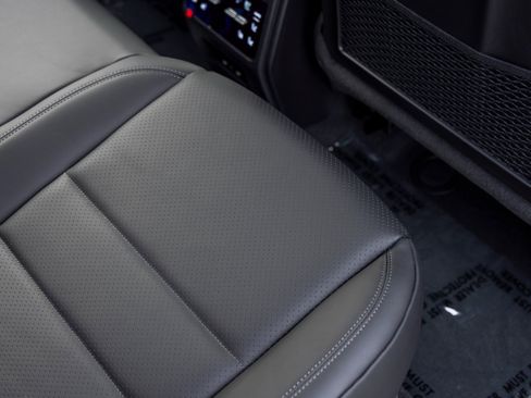 New 2025 Porsche Macan Electric image 47