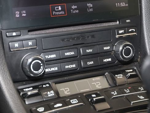 Used 2019 Porsche 911 Carrera T w/ Carrera T Interior Package image 41