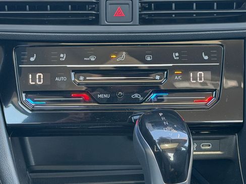 New 2026 Volkswagen Jetta SEL FWD image 18