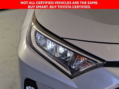 Certified 2019 Toyota RAV4 Limited FWD image 11