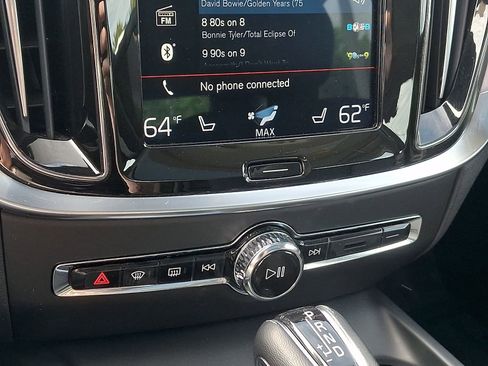 Used 2020 Volvo S60 T5 Momentum w/ Protection Package Premier image 16