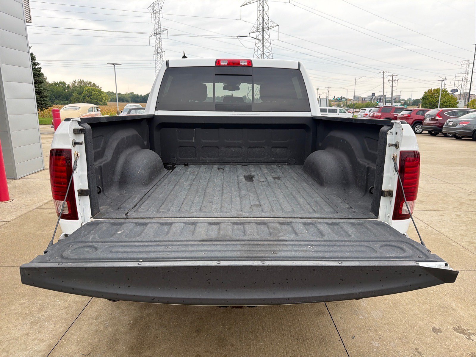 Used 2017 RAM 1500 Sport w/ Convenience Group AWD/4WD image 8