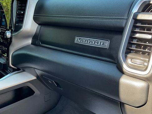 Used 2021 RAM 1500 Laramie AWD/4WD image 37