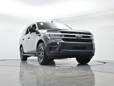 Used 2023 Ford Expedition XL image 34