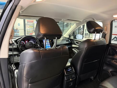 Used 2023 Subaru Ascent Limited AWD/4WD image 36