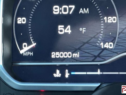 Used 2022 GMC Sierra 1500 AT4X image 30