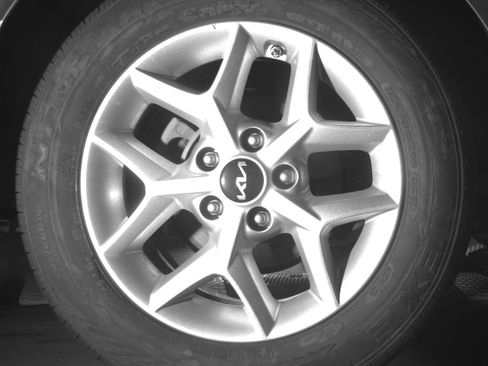 Used 2025 Kia Soul LX w/ LX Technology Package image 15