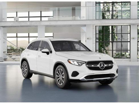 Certified 2024 Mercedes-Benz GLC 300 image 25
