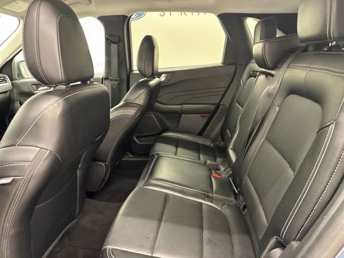 Certified 2025 Ford Escape Platinum image 22
