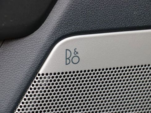 New 2026 Ford F250 Lariat w/ Black Appearance Package image 19