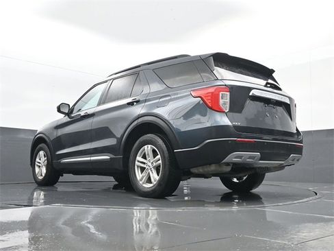 Used 2023 Ford Explorer XLT w/ Equipment Group 202A image 25
