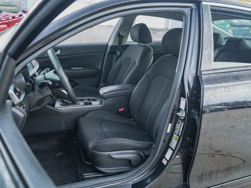 Used 2020 Kia Optima LX image 7