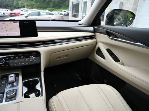 Used 2022 INFINITI QX60 Luxe w/ Cargo Package image 17