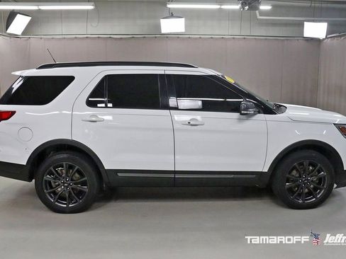 Used 2019 Ford Explorer XLT w/ Equipment Group 202A image 14