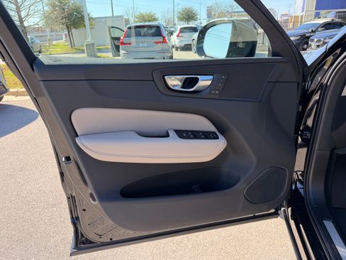 New 2026 Volvo XC60 B5 Core image 16