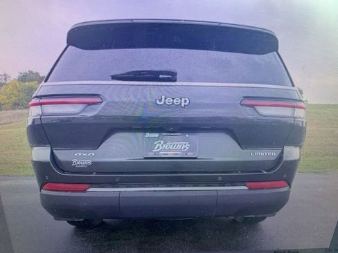 Used 2023 Jeep Grand Cherokee L Limited image 20