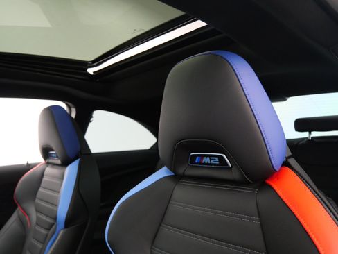 Used 2026 BMW M2 w/ Lighting Package RWD image 17